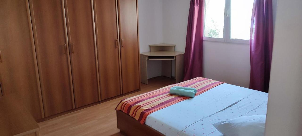 Apartments Ivan Прижба Екстериор снимка