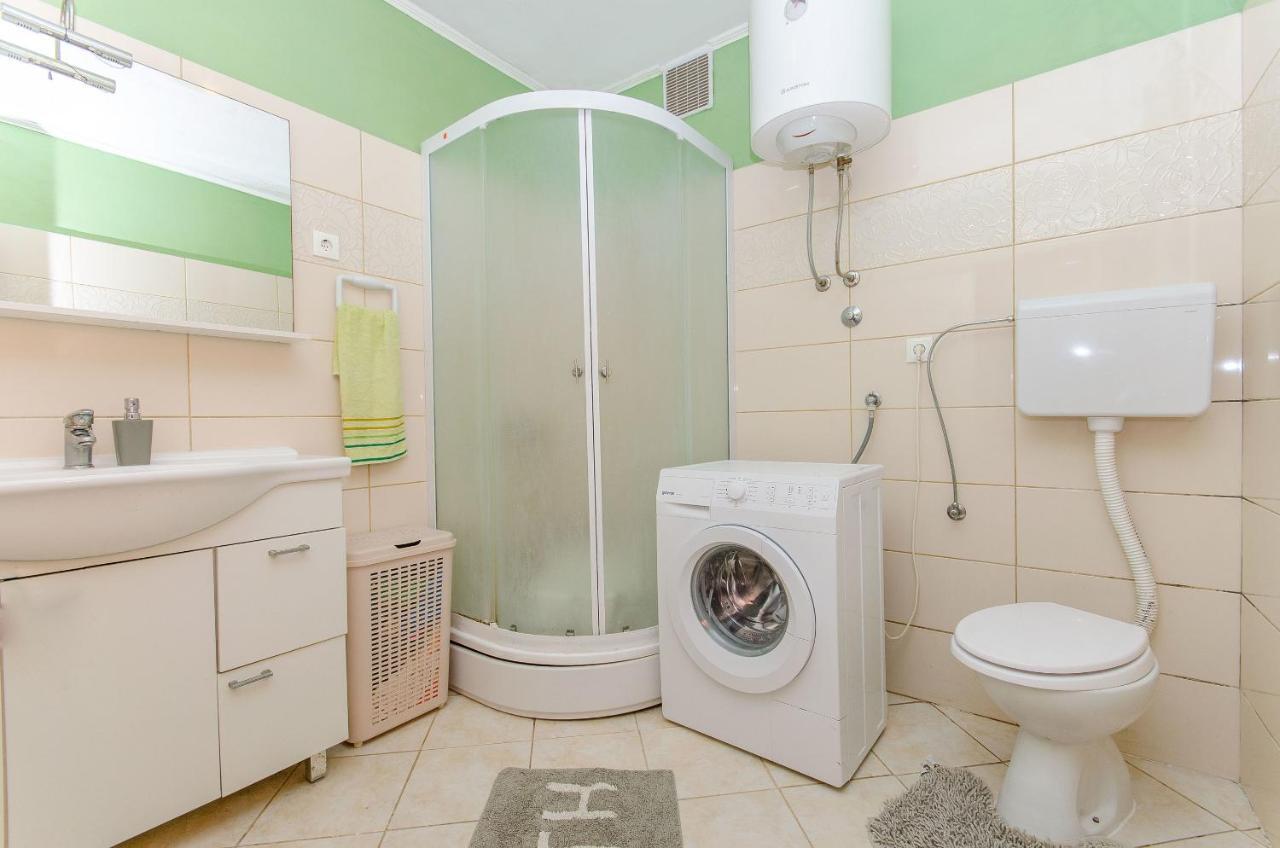 Apartments Ivan Прижба Екстериор снимка