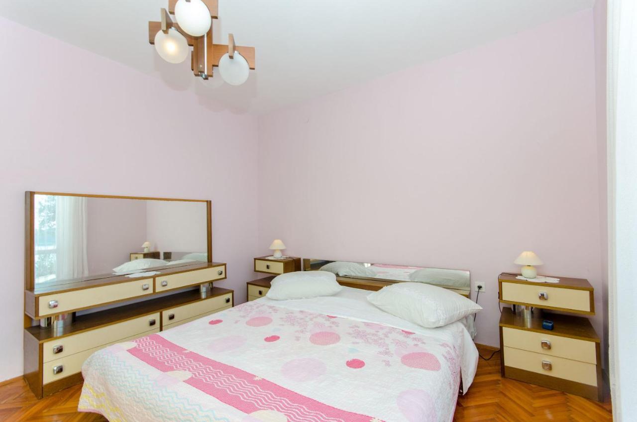 Apartments Ivan Прижба Екстериор снимка